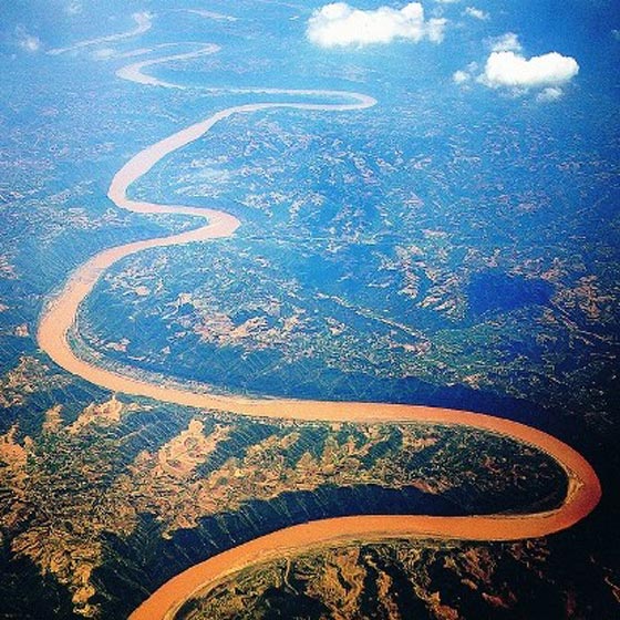 10 انهار ساحرة مغلفة بالغموض تتدفق بالقدسية والقصص والاساطير صورة رقم 1