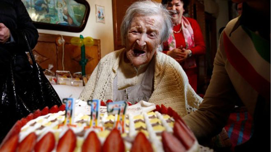 أكبر معمرة على وجه الأرض تحتفل بعيد ميلادها الـ117 صورة رقم 3 أكبر معمرة على وجه الأرض تحتفل بعيد ميلادها الـ117 صورة رقم 3