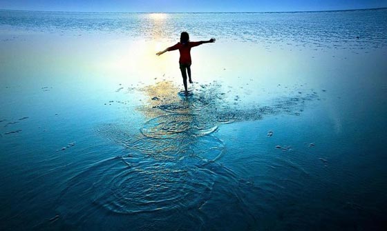 بعيدا عن الوجوه المبتسمة.. هذه افضل صور السفر للعام 2016 صورة رقم 4