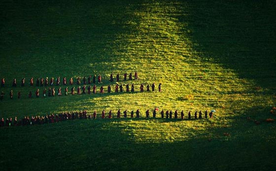 بعيدا عن الوجوه المبتسمة.. هذه افضل صور السفر للعام 2016 صورة رقم 5