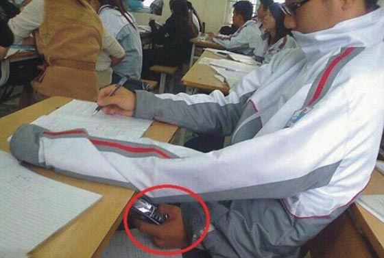 صور طريفة.. شاهد اغرب اساليب الغش المبتكرة في الامتحانات! صورة رقم 6 صور طريفة.. شاهد اغرب اساليب الغش المبتكرة في الامتحانات! صورة رقم 6