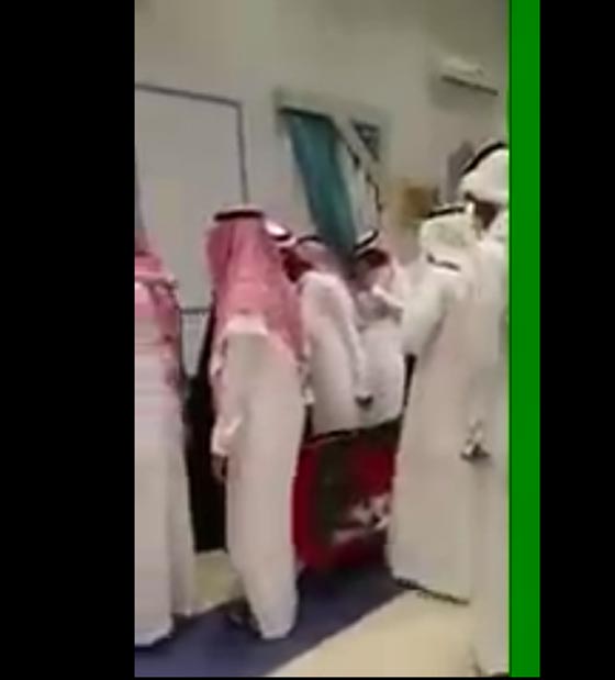 اغرب هدية يحظى بها عريس يوم زفافه.. شاهد الفيديو صورة رقم 1