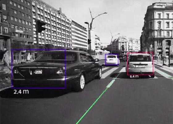حوادث سيارات سببتها القيادة الذاتية اسفرت عن  وفيات وتحطيم سيارات صورة رقم 6