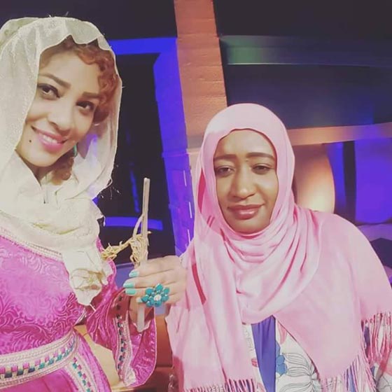 سودانية تصنع ثروة من صيد العقارب بطريقة رومانسية وتصدرها للصين صورة رقم 3