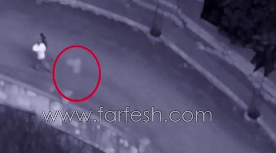 فيديو غريب.. شبح يلاحق زوجين اثناء سيرهما في الشارع ليلا صورة رقم 4