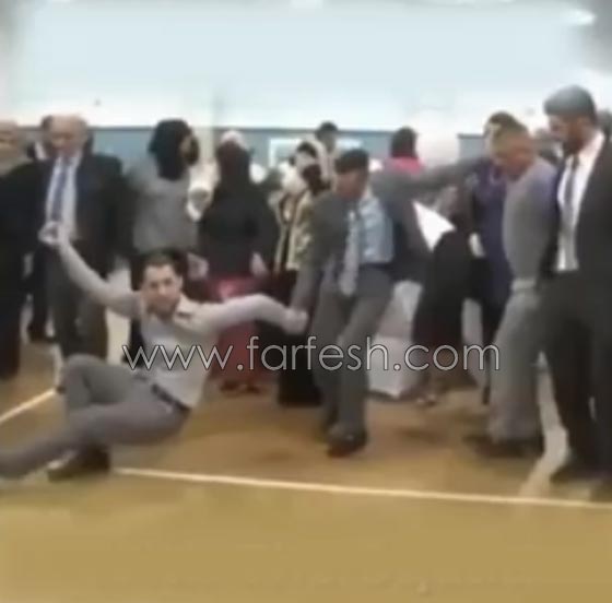 بالفيديو.. شاب يشعل فيس بوك برقصته صورة رقم 1