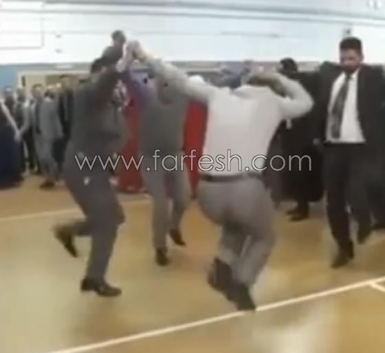 بالفيديو.. شاب يشعل فيس بوك برقصته صورة رقم 4