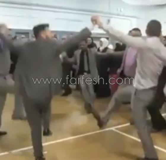 بالفيديو.. شاب يشعل فيس بوك برقصته صورة رقم 9