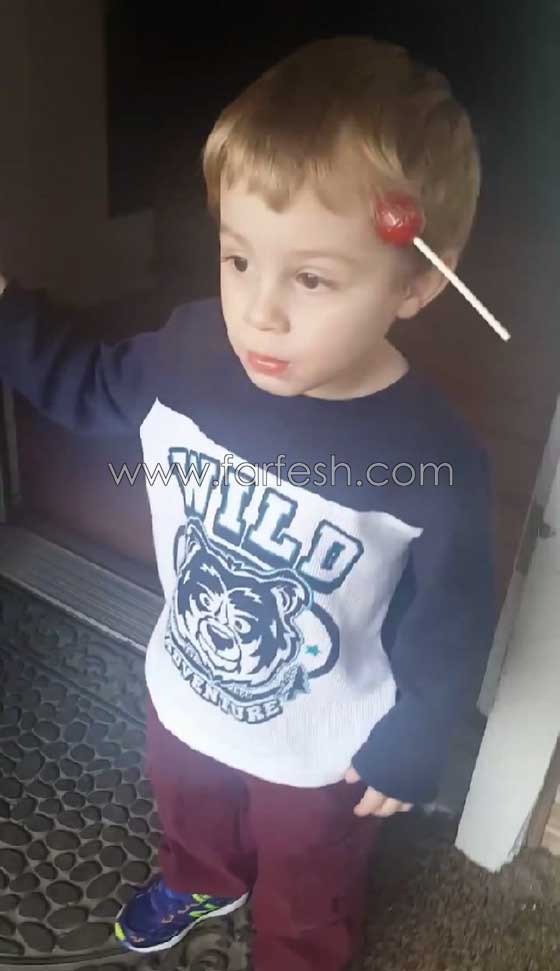 فيديو طريف.. طفل اضاع حلوى المصاصة فعثر عليها عالقة بشعره! صورة رقم 3