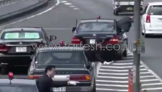 فيديو طريف.. هكذا يسير موكب رئيس الوزراء الياباني في الشارع! صورة رقم 11