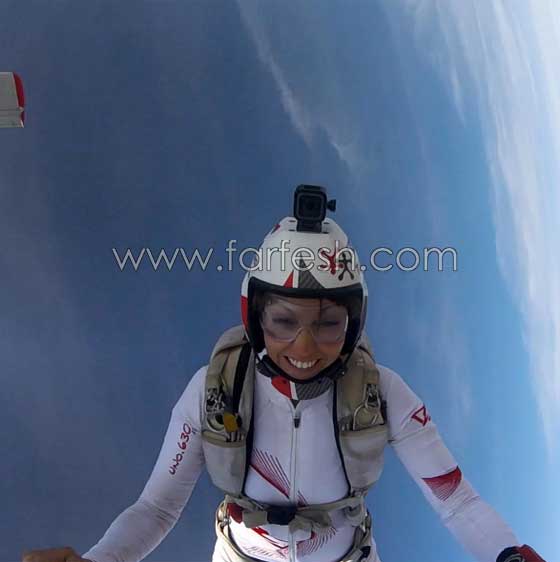 فيديو وصور عارضة أزياء عالمية تقوم بعروض خطيرة في السماء  صورة رقم 23