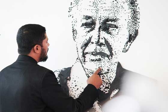 فنان هندي رسم شخصيات عالمية بالرصاص والمسامير صورة رقم 16