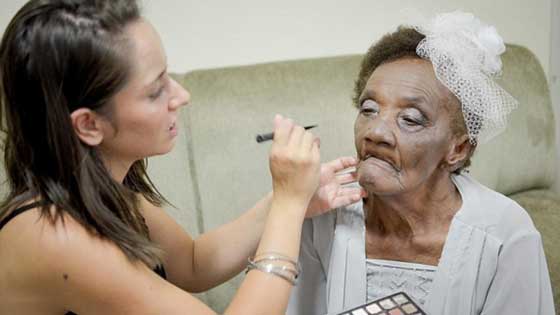  صور اكبر عروس بالعالم: عمرها 106 سنوات وعريسها 66 عاما! صورة رقم 1