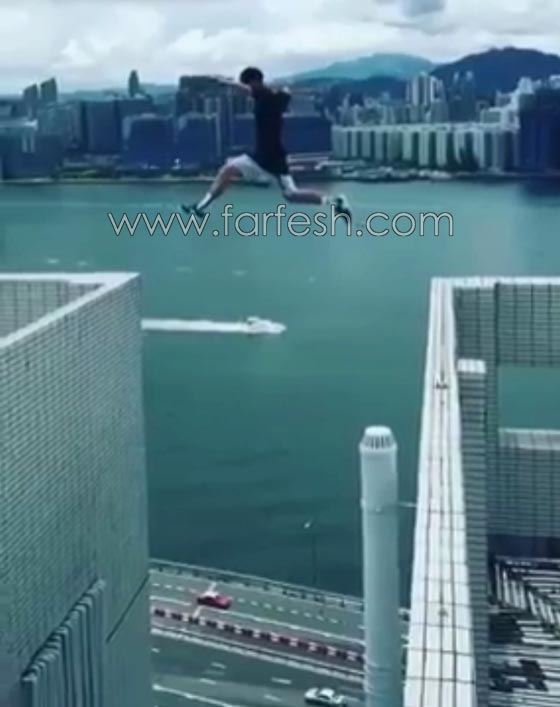 فيديو مثير.. شاب يقفز بين ناطحتي سحاب لسبب قد يبدو سخيفا! صورة رقم 3 فيديو مثير.. شاب يقفز بين ناطحتي سحاب لسبب قد يبدو سخيفا! صورة رقم 3