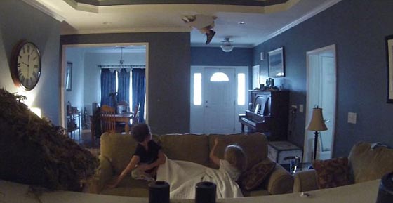 فيديو وصور.. افضل لقطات رصدتها كاميرات المراقبة عام 2017 صورة رقم 4