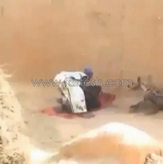 فيديو ضاحك: مقلب مرعب نفذته امرأة بزوجها  في الصحراء صورة رقم 1