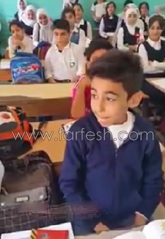 2+2=5 رسالة معلم عراقي الى طلابه من اجل تشغيل عقولهم.. فيديو صورة رقم 6