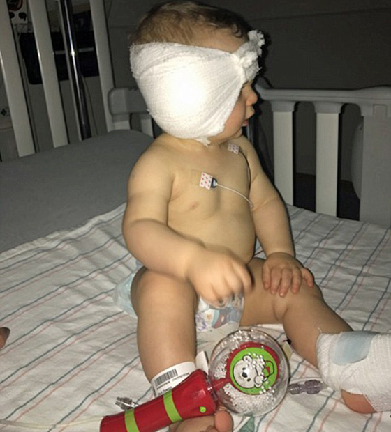 فيديو مؤثر.. طفل أصم ينهار باكيا لدى سماعه صوت امه لاول مرة! صورة رقم 5