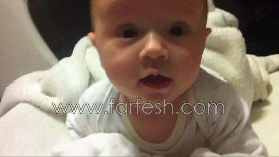  فيديو طريف.. شاهد ماذا فعل الاب بابنه الرضيع في غياب امه صورة رقم 2