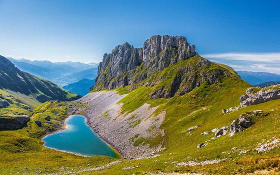 صور رائعة لأجمل المناظر الطبيعية  في العالم.. على شكل قلب صورة رقم 4