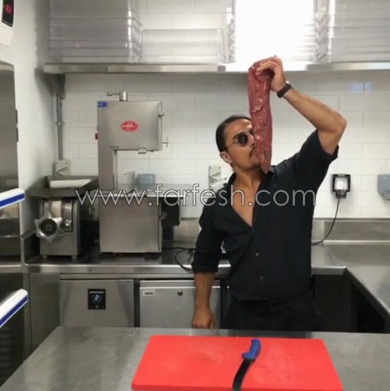 حبيب الملح التركي الشهير يقطع الفواكه على طريقة نينجا فروت.. فيديو صورة رقم 14