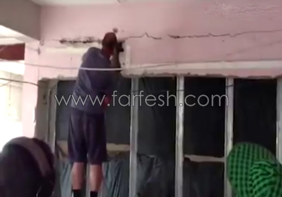 شاهد بالفيديو.. اعمال ترميم معقدة تنتهي بكوارث مؤسفة صورة رقم 3