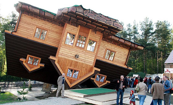 صور لأشهر المنازل المقلوبة في العالم صورة رقم 6