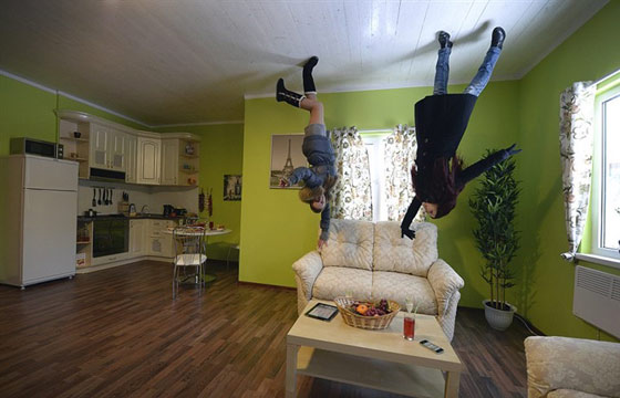 صور لأشهر المنازل المقلوبة في العالم صورة رقم 12