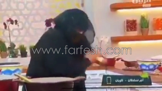 طاهية تفاجأ باشتعال النيران في نقابها على الهواء صورة رقم 3