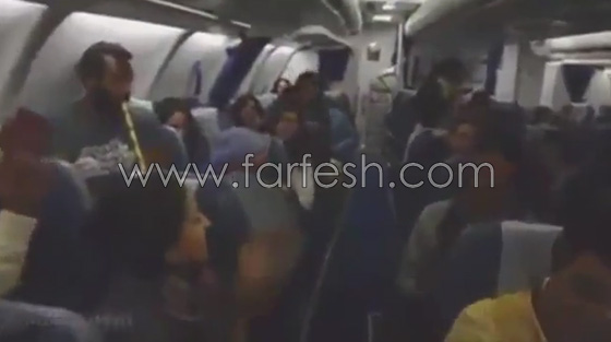 فيديو طريف.. شاب مصري يحول رحلة جوية الى حفلة طرب على الناي والطبلة  صورة رقم 3