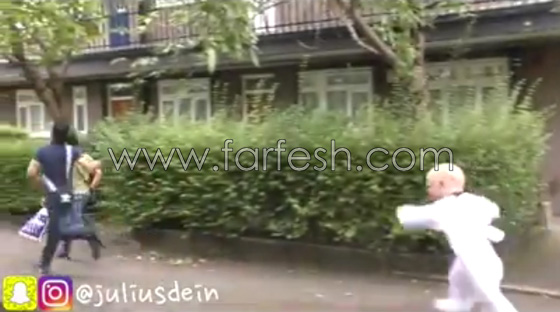 فيديو طريف.. مقلب الطفل الرضيع العملاق يثير فزع المارة! صورة رقم 8