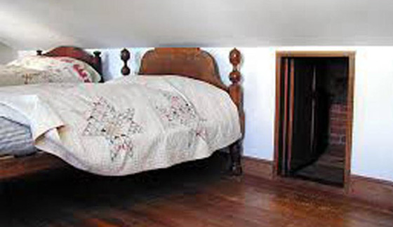 ماذا يوجد خلف هذه الابواب؟! نظرة داخل الابواب الاكثر سرية بالعالم صورة رقم 4