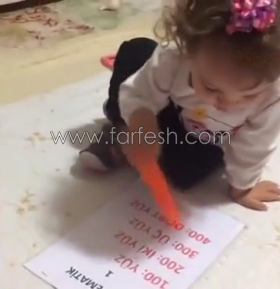 فيديو الطفلة المعجزة زهراء: تكلمت بعمر 6 شهور وتقرأ الكتب بعمر سنة ونصف صورة رقم 7