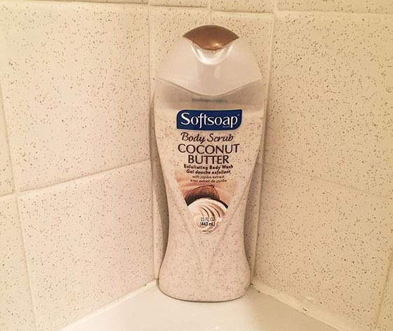 مصادفات غريبة جمعت بين ملابس اشخاص والبيئة من حولهم.. شاهد صورة رقم 8