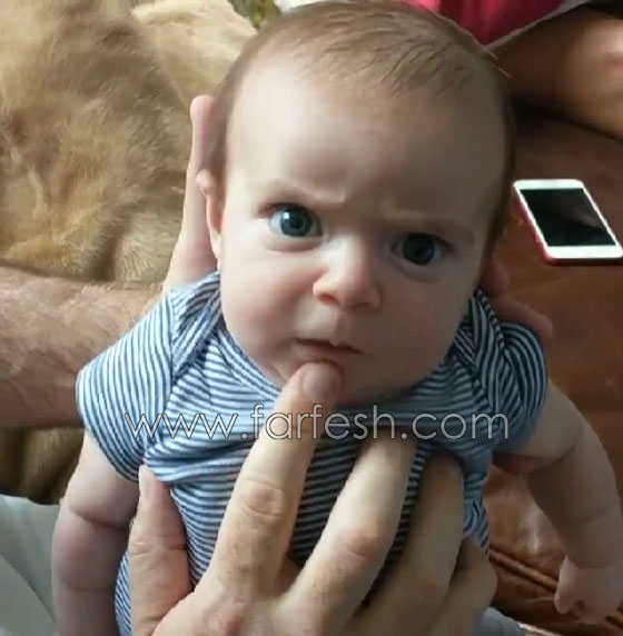 فيديو طريف: حوار بين طفل عابس ووالده يشعل مواقع التواصل.. شاهد صورة رقم 4