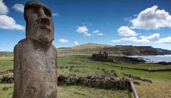 بالصور.. هذا ما تخفيه جزيرة القيامة أغرب جزر العالم  صورة رقم 1