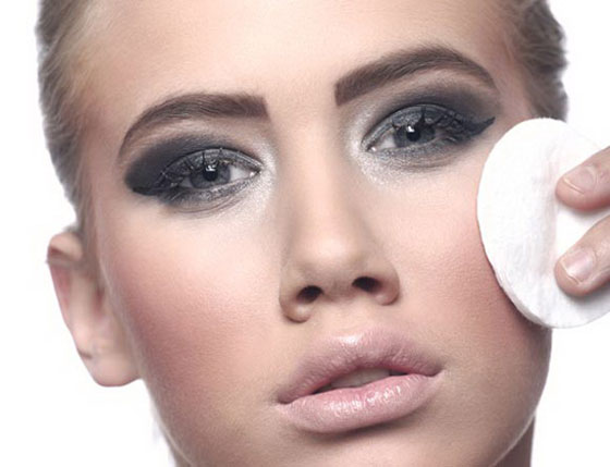 حلول مدهشة وسريعة تخلصك من الهالات الداكنة حول العينين صورة رقم 6