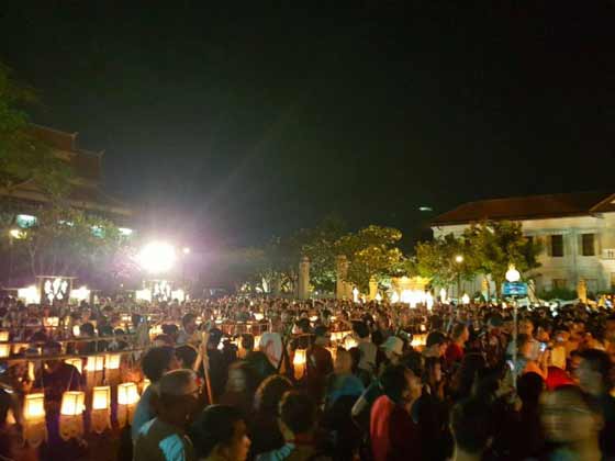 فيديو وصور لأغرب المهرجانات التقليدية الساحرة في تايلاند  صورة رقم 7