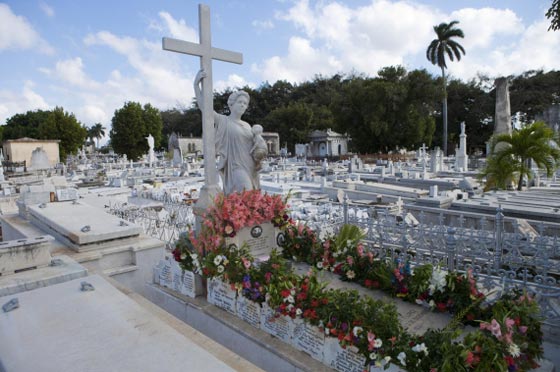 أجمل 10 مقابر في العالم تستحق الزيارة وقد تتمنى أن تدفن في إحداها صورة رقم 9 أجمل 10 مقابر في العالم تستحق الزيارة وقد تتمنى أن تدفن في إحداها صورة رقم 9