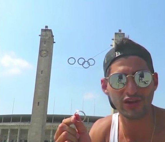 فيديو مثير.. خدع بصرية مدهشة في 4 دقائق صورة رقم 4 فيديو مثير.. خدع بصرية مدهشة في 4 دقائق صورة رقم 4