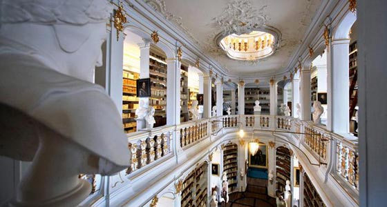 تعرف على أجمل وأفخم المكتبات في العالم شكلها يشجع على القراءة صورة رقم 1 تعرف على أجمل وأفخم المكتبات في العالم شكلها يشجع على القراءة صورة رقم 1