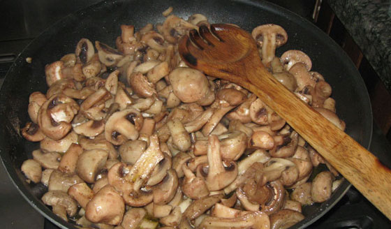 مجموعة أطعمة تتحول إلى سموم ضارة عند تسخينها صورة رقم 2