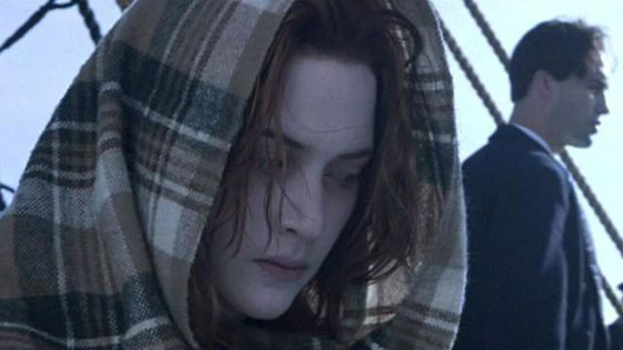 مفاجأة مذهلة: مشهد مؤثر لم يعرض من قبل تم حذفه من فيلم تيتانيك!! صورة رقم 2 مفاجأة مذهلة: مشهد مؤثر لم يعرض من قبل تم حذفه من فيلم تيتانيك!! صورة رقم 2