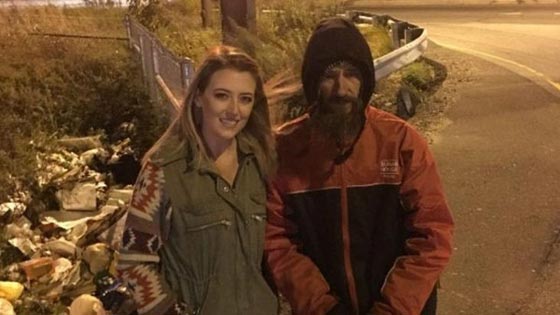 لسه الدنيا بخير.. امريكية تكافئ متشرد بـ 110 آلاف دولار صورة رقم 1 لسه الدنيا بخير.. امريكية تكافئ متشرد بـ 110 آلاف دولار صورة رقم 1