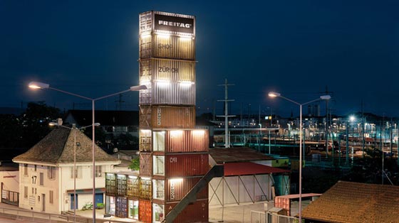 بالصور.. أغرب الأسواق ذات طبيعة فريدة وتصميم غريب صورة رقم 5