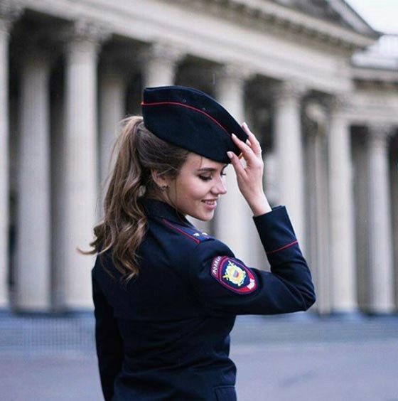 مجموعة صور لأجمل الشرطيات الروسيات صورة رقم 3