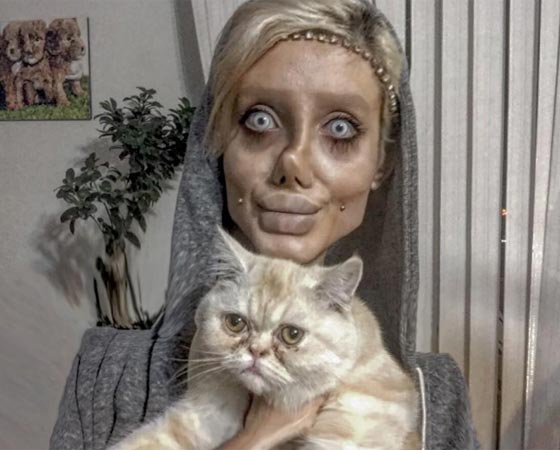 سحر تبر الإيرانية شبيهة انجلينا جولي تكشف سر ال50 عملية تجميل! صورة رقم 11 سحر تبر الإيرانية شبيهة انجلينا جولي تكشف سر ال50 عملية تجميل! صورة رقم 11