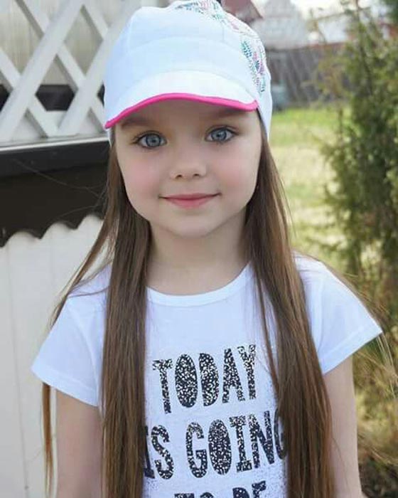 صور أجمل طفلة في العالم صورة رقم 9