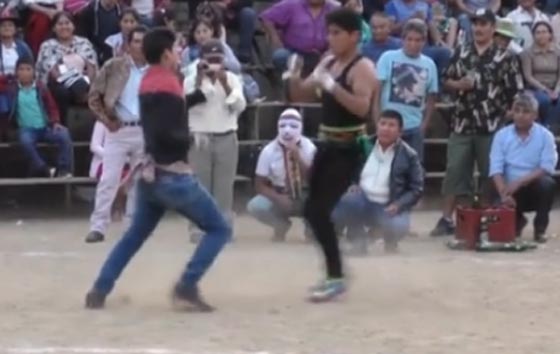 فيديو: اغرب طريقة للاحتفال بتوديع العام صورة رقم 3