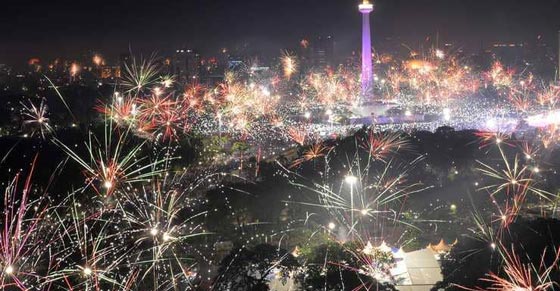 بالفيديو والصور.. احتفالات العالم بالعام الجديد 2018  بعروض مذهلة  صورة رقم 11